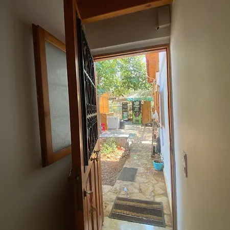 Apartment House With Incredible View Trapeza (Peloponnese)