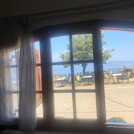 House With Incredible View Апартаменты *